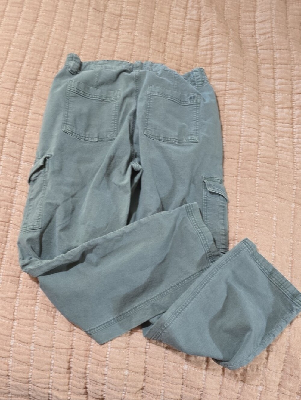American Eagle Outfitters Women's Faded Sage Cargo Pants - Picture 5 of 7